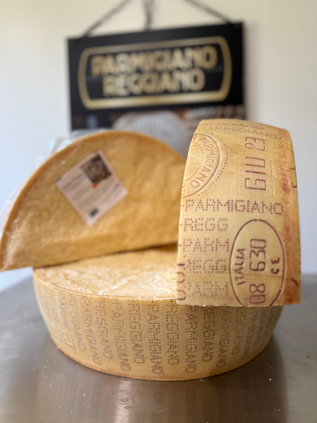 10lb cut of Parmigiano Reggiano | Aged 26+ months